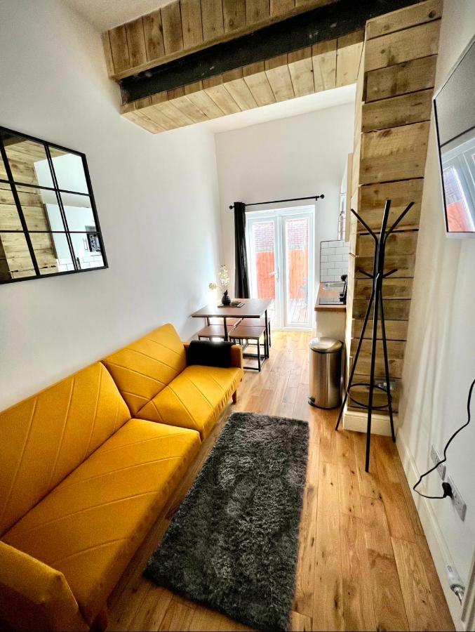 Апартаменти Flat 8, 10 St Johns Борнмут Екстер'єр фото