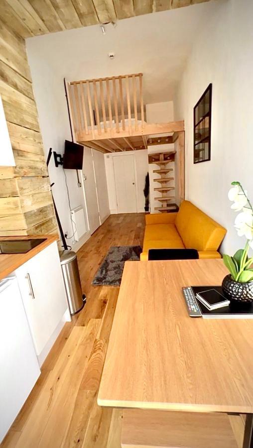 Апартаменти Flat 8, 10 St Johns Борнмут Екстер'єр фото